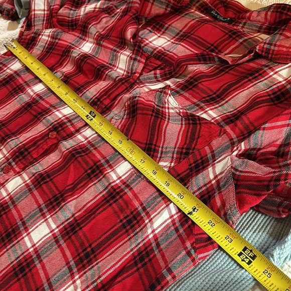 1X Bundlle Flannel and Thermal L/S shirts. Nearly New Warm and Soft - Picture 14 of 15